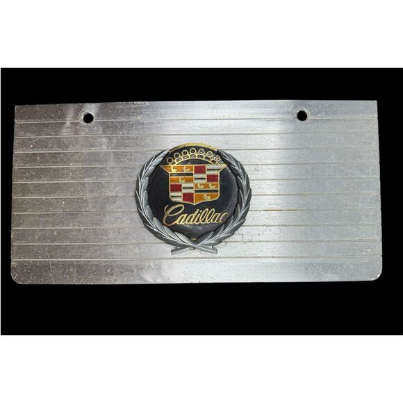 Cadillac Automobile Plate With “ Cadillac Wreath and Crest” Logo Vintage - Picture 2 of 11